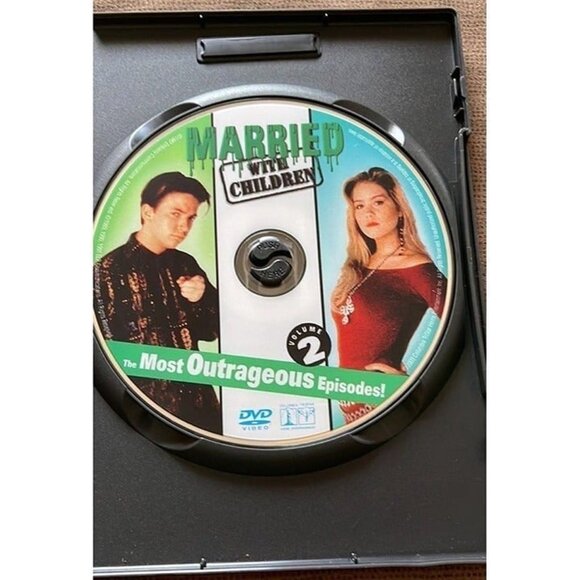 Married with Children, Vol. 2 - The Most Outrageous Episodes - DVD - Picture 4 of 5